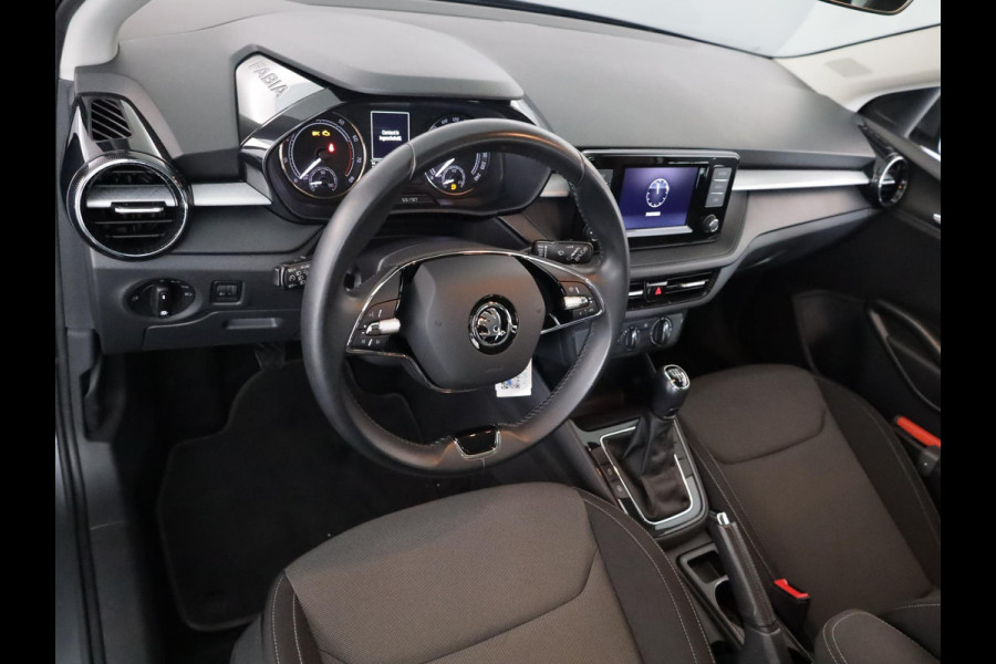 Škoda Fabia 1.0 TSI Ambition 95 pk | Navigatie via App | Parkeersensoren achter | Cruise control | LED koplampen | Apple Carplay/Android Auto |
