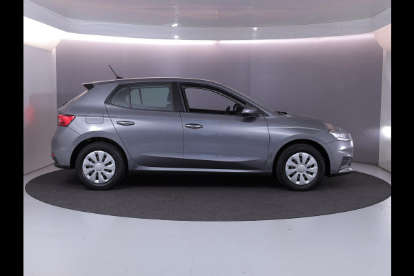 Škoda Fabia 1.0 TSI Ambition 95 pk | Navigatie via App | Parkeersensoren achter | Cruise control | LED koplampen | Apple Carplay/Android Auto |