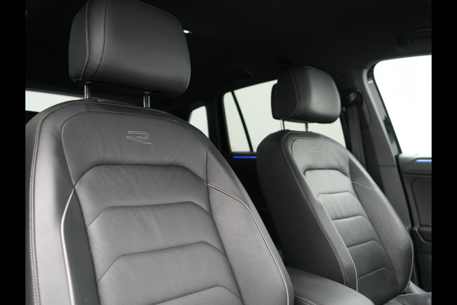 Volkswagen Tiguan 1.4 TSI eHybrid R-Line Business PHEV 245pk | Trekhaak Af Fabriek | Adaptive Cruise | IQ Light | Camera | Lederen Sportstoelen Memory & Verwarmd | Sfeerverlichting | Stuur Verwarmd | Apple Carplay | Navigatie | DAB | 20"L.M | Plug In Hybrid |