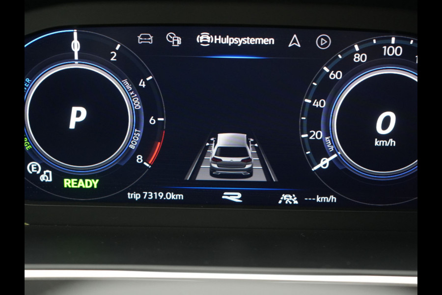 Volkswagen Tiguan 1.4 TSI eHybrid R-Line Business PHEV 245pk | Trekhaak Af Fabriek | Adaptive Cruise | IQ Light | Camera | Lederen Sportstoelen Memory & Verwarmd | Sfeerverlichting | Stuur Verwarmd | Apple Carplay | Navigatie | DAB | 20"L.M | Plug In Hybrid |