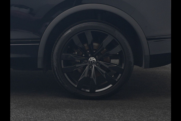 Volkswagen Tiguan 1.4 TSI eHybrid R-Line Business PHEV 245pk | Trekhaak Af Fabriek | Adaptive Cruise | IQ Light | Camera | Lederen Sportstoelen Memory & Verwarmd | Sfeerverlichting | Stuur Verwarmd | Apple Carplay | Navigatie | DAB | 20"L.M | Plug In Hybrid |