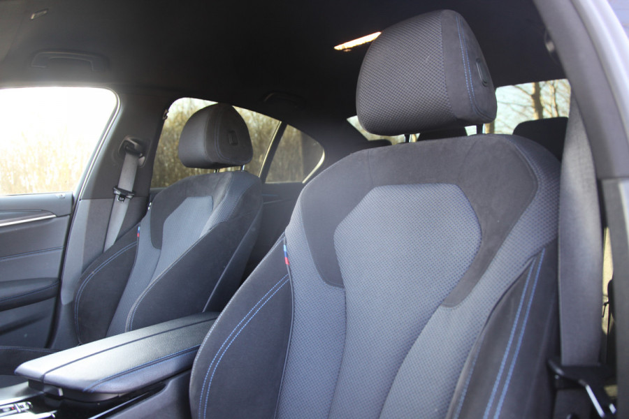 BMW 5 Serie 530e M Sport |HIFI|Stuurver|Drivingass|CarbonZwart|
