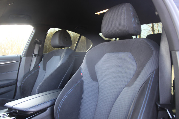 BMW 5 Serie 530e M Sport |HIFI|Stuurver|Drivingass|CarbonZwart|