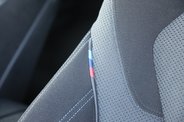 BMW 5 Serie 530e M Sport |HIFI|Stuurver|Drivingass|CarbonZwart|