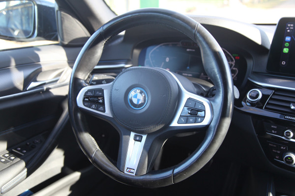 BMW 5 Serie 530e M Sport |HIFI|Stuurver|Drivingass|CarbonZwart|