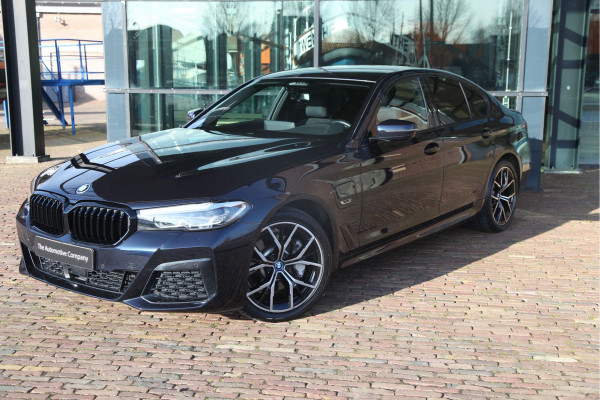 BMW 5 Serie 530e M Sport |HIFI|Stuurver|Drivingass|CarbonZwart|