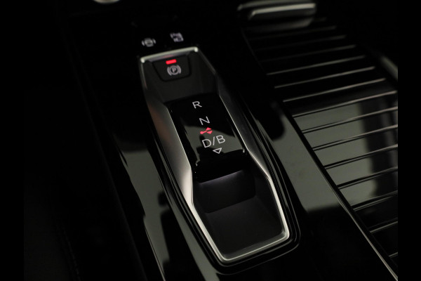 Audi Q6 Sportback e-tron Advanced edition 83Kwh 252 pk Sportback | Techniek pakket plus | Sportstoel voor leder | Optiek pakket zwart | Privacy glas |