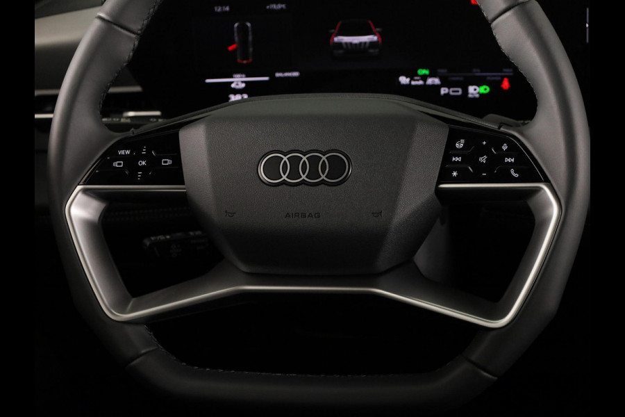 Audi Q6 Sportback e-tron Advanced edition 83Kwh 252 pk Sportback | Techniek pakket plus | Sportstoel voor leder | Optiek pakket zwart | Privacy glas |