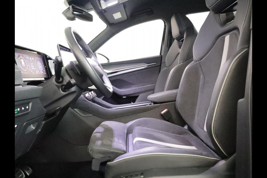 Škoda Kodiaq 1.5 TSI PHEV Sportline Business 204 pk Automaat | Verlengde garantie | Parkeersensoren | Achteruitrijcamera | Autom. airco (3 zones) | Stoelverwarming |