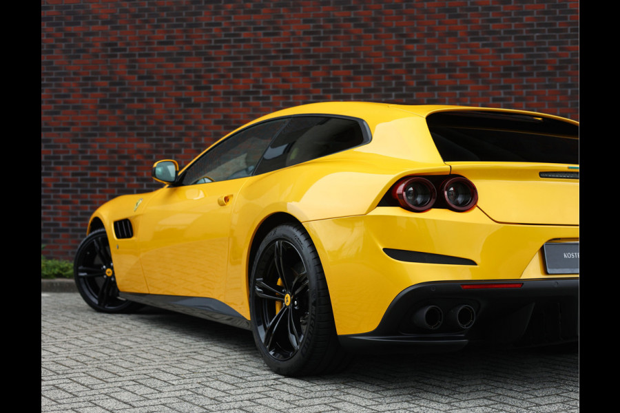 Ferrari GTC4Lusso 6.3 V12 | Giallo Triplo Strato - Lift - Nieuwstaat!