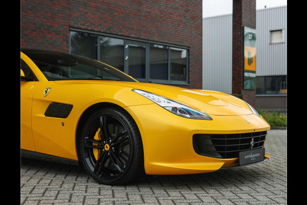 Ferrari GTC4Lusso 6.3 V12 | Giallo Triplo Strato - Lift - Nieuwstaat!