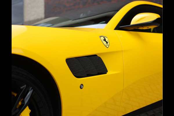 Ferrari GTC4Lusso 6.3 V12 | Giallo Triplo Strato - Lift - Nieuwstaat!