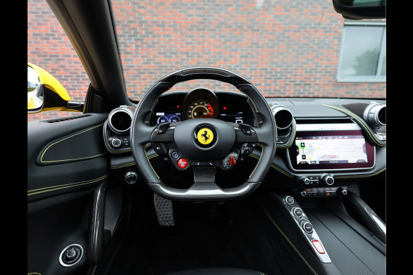 Ferrari GTC4Lusso 6.3 V12 | Giallo Triplo Strato - Lift - Nieuwstaat!