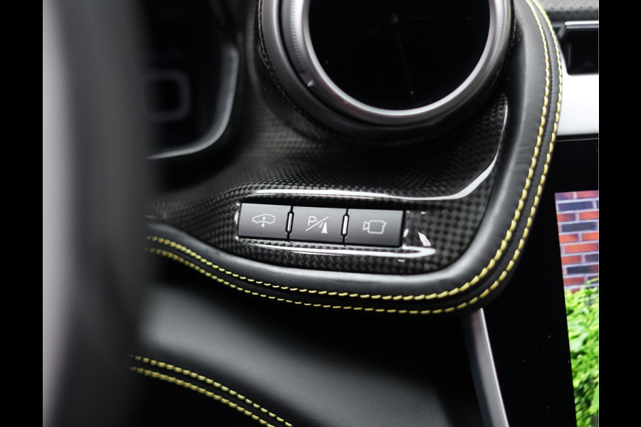 Ferrari GTC4Lusso 6.3 V12 | Giallo Triplo Strato - Lift - Nieuwstaat!