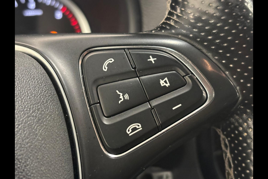 Mercedes-Benz Vito 114 CDI Extra Lang Automaat Airco ACC Camera Navigatie Apple Carplay/Android Auto Trekhaak Parkeersensoren