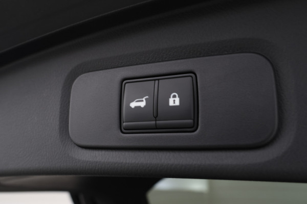 Nissan QASHQAI 1.3 MHEV Xtronic Tekna Automaat, apple carplay, 360 camera.