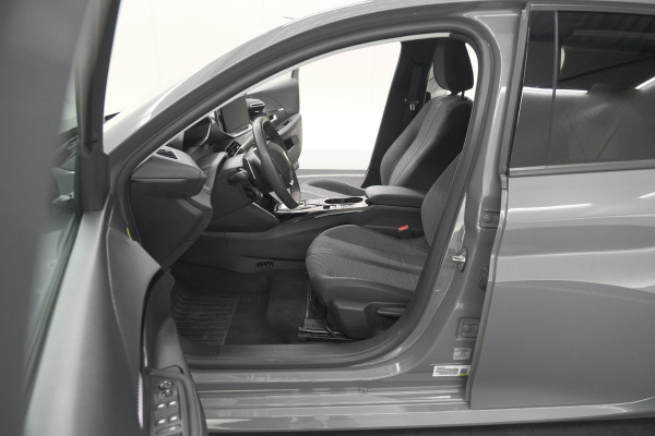 Peugeot 208 1.2 Hybrid 110 e-DCS6 Allure | Apple Carplay | Parkeersensoren Voor + Achter | Climate Control