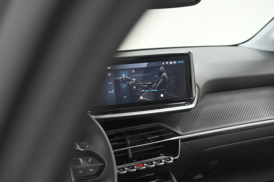 Peugeot 208 1.2 Hybrid 110 e-DCS6 Allure | Apple Carplay | Parkeersensoren Voor + Achter | Climate Control