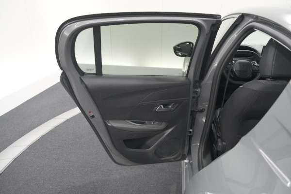 Peugeot 208 1.2 Hybrid 110 e-DCS6 Allure | Apple Carplay | Parkeersensoren Voor + Achter | Climate Control