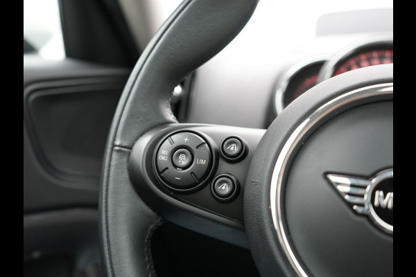 MINI Countryman 1.5 Cooper S E ALL4 Chili PHEV 220pk Dealer O.H. | Panodak | Head Up | Adaptive Cruise | Camera | Lederen Sportstoelen Verwarmd | Keyless | Sfeerverlichting | Apple Carplay | Plug In Hybrid |