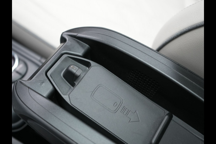 MINI Countryman 1.5 Cooper S E ALL4 Chili PHEV 220pk Dealer O.H. | Panodak | Head Up | Adaptive Cruise | Camera | Lederen Sportstoelen Verwarmd | Keyless | Sfeerverlichting | Apple Carplay | Plug In Hybrid |
