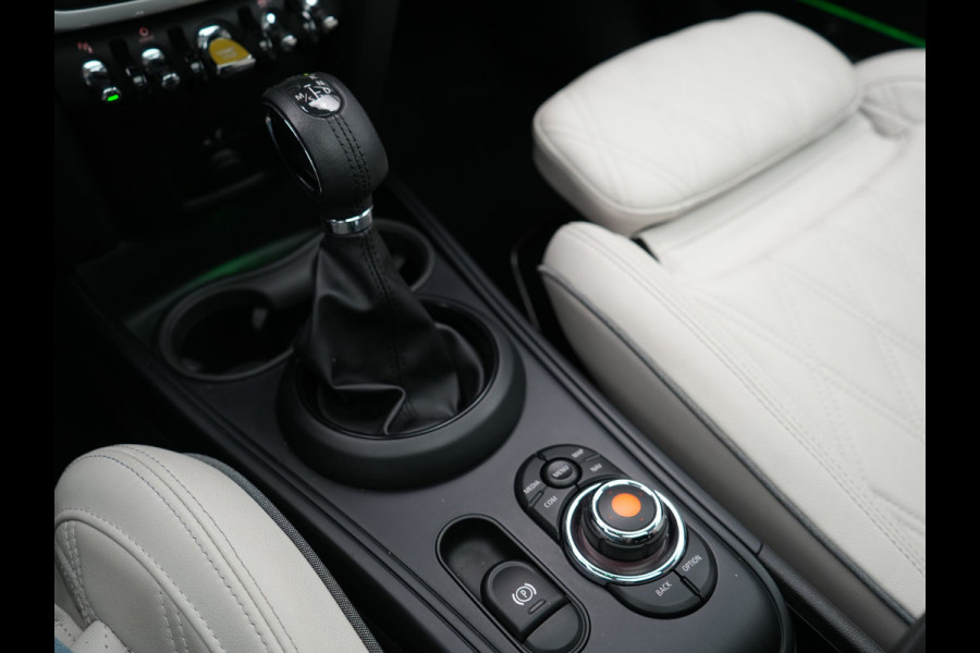 MINI Countryman 1.5 Cooper S E ALL4 Chili PHEV 220pk Dealer O.H. | Panodak | Head Up | Adaptive Cruise | Camera | Lederen Sportstoelen Verwarmd | Keyless | Sfeerverlichting | Apple Carplay | Plug In Hybrid |
