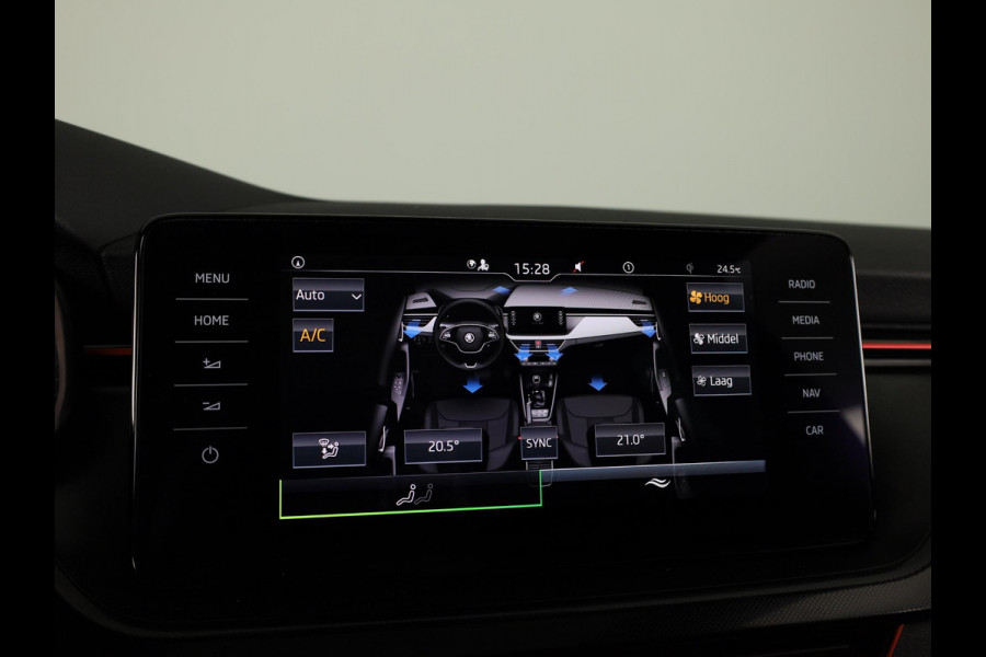Škoda Kamiq Sport Business 1.0 TSI 110pk DSG-7 | Panoramadak | Navigatie | Parkeercamera | Cirtual Cockpit | Led koplampen | 18 inch Lichtmetalen velgen