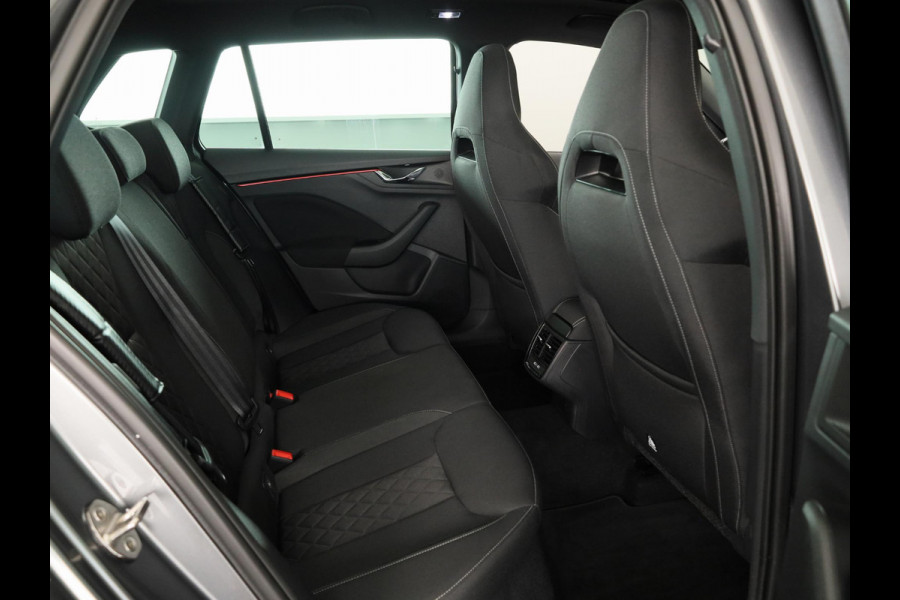 Škoda Kamiq Sport Business 1.0 TSI 110pk DSG-7 | Panoramadak | Navigatie | Parkeercamera | Cirtual Cockpit | Led koplampen | 18 inch Lichtmetalen velgen