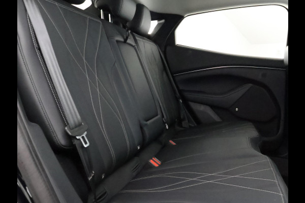 Ford Mustang Mach-E Extended RWD 98 kWh SOH 94% | Navigatie | Trekhaak | Stuur-& Stoelverwarming | Leder | Camera |