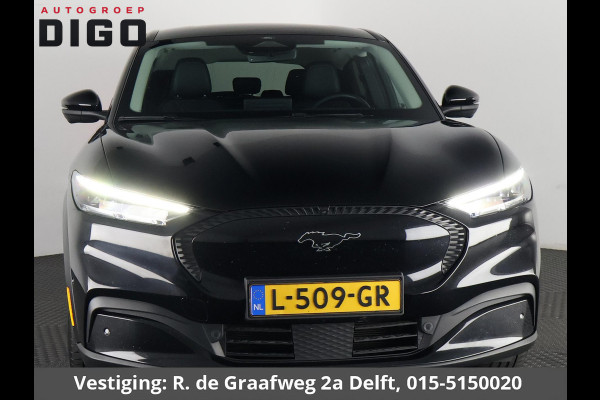 Ford Mustang Mach-E Extended RWD 98 kWh SOH 94% | Navigatie | Trekhaak | Stuur-& Stoelverwarming | Leder | Camera |