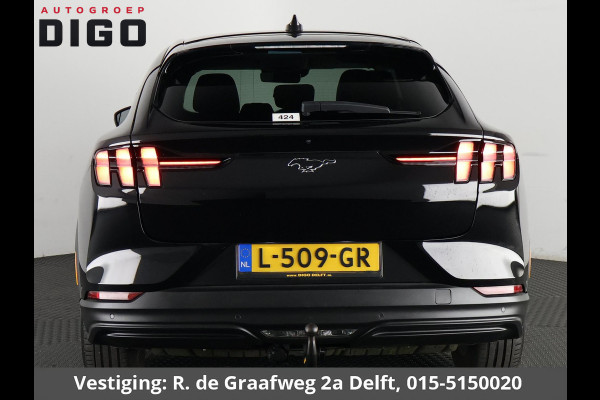 Ford Mustang Mach-E Extended RWD 98 kWh SOH 94% | Navigatie | Trekhaak | Stuur-& Stoelverwarming | Leder | Camera |