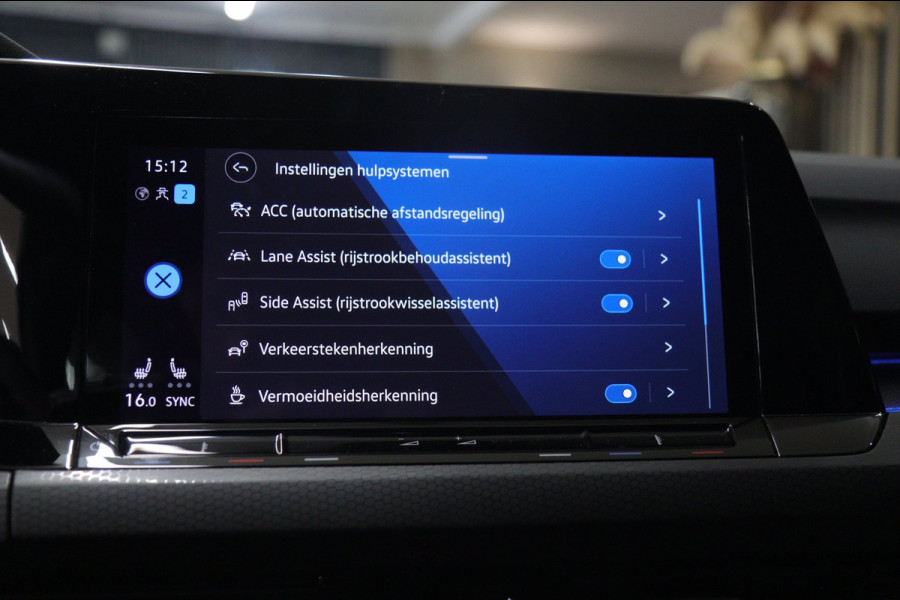 Volkswagen Golf 1.4 eHybrid GTE / HEADUP/PANO/IQLIGHT/CAM/CARPLAY/VOL