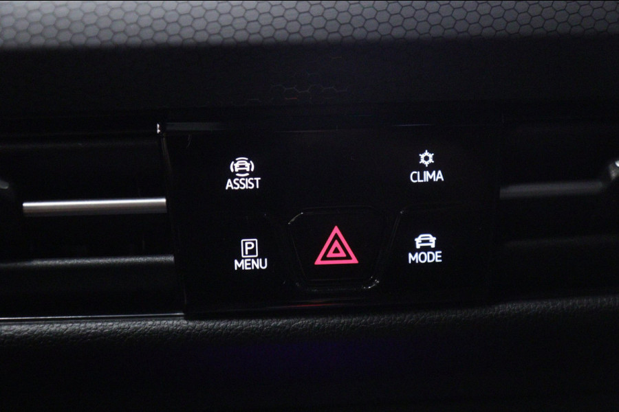 Volkswagen Golf 1.4 eHybrid GTE / HEADUP/PANO/IQLIGHT/CAM/CARPLAY/VOL
