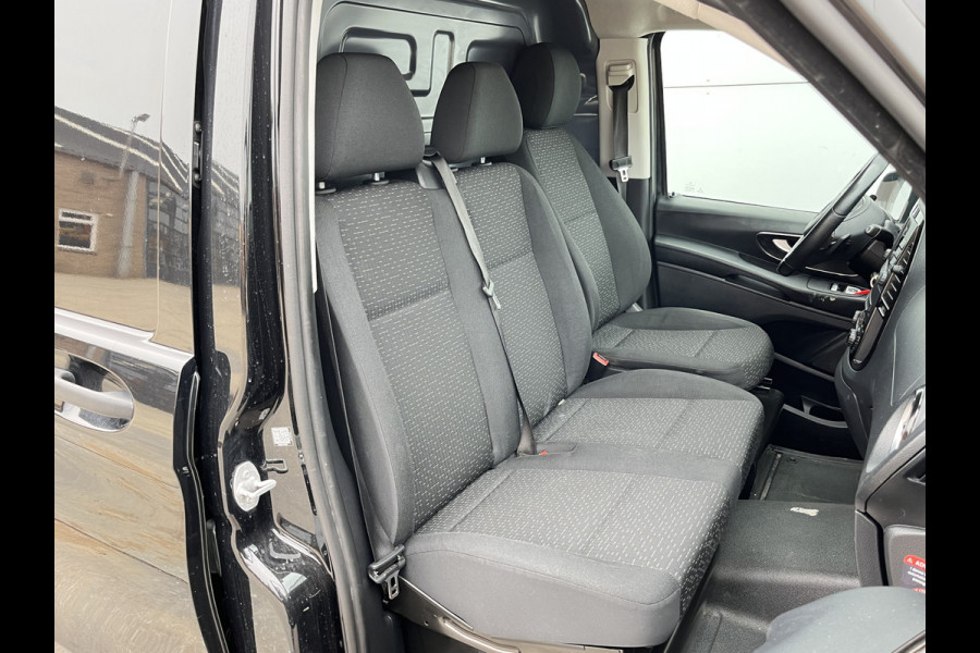 Mercedes-Benz Vito 119 1.9 CDI 190pk Automaat 190PK L2H1 Climate Control Adaptieve Cruise Control Trekhaak Navigatie Camera Stoelverwarming
