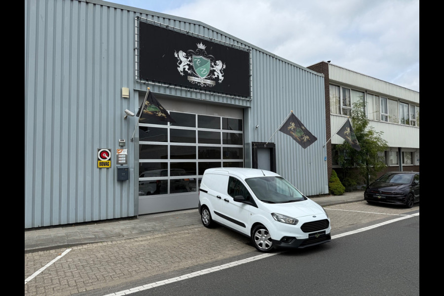 Ford Transit Courier 1.5 TDCI Trend PDC/NAVI/AIRCO/TREKHAAK
