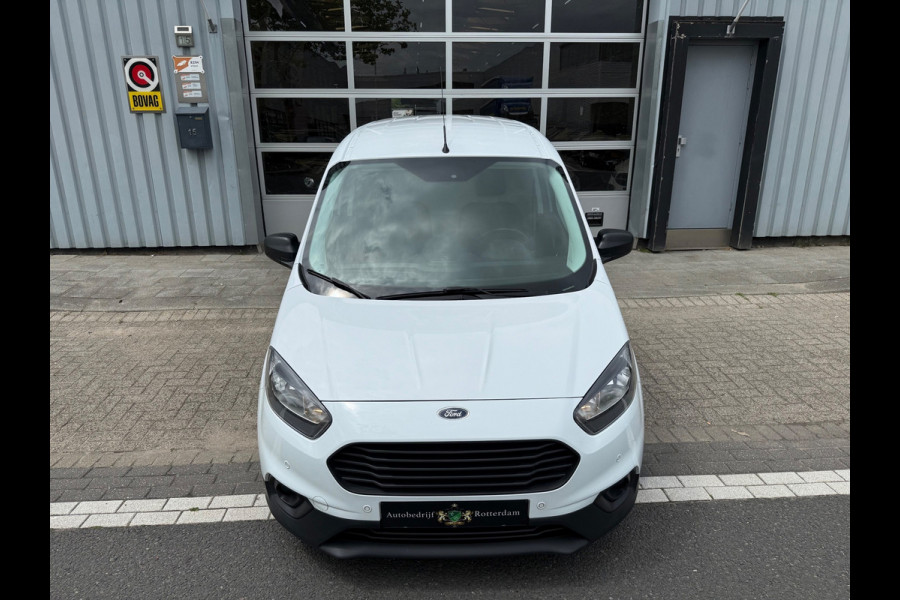 Ford Transit Courier 1.5 TDCI Trend PDC/NAVI/AIRCO/TREKHAAK