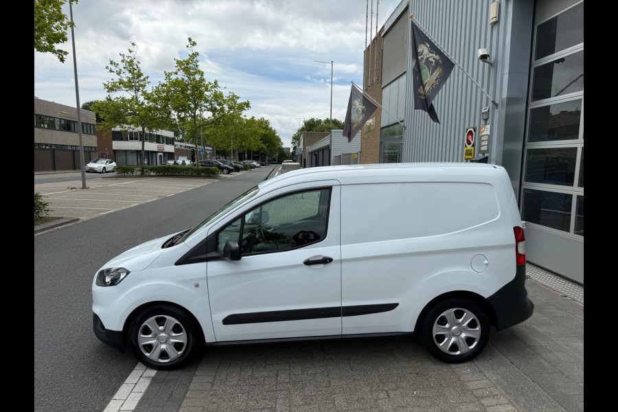 Ford Transit Courier 1.5 TDCI Trend PDC/NAVI/AIRCO/TREKHAAK