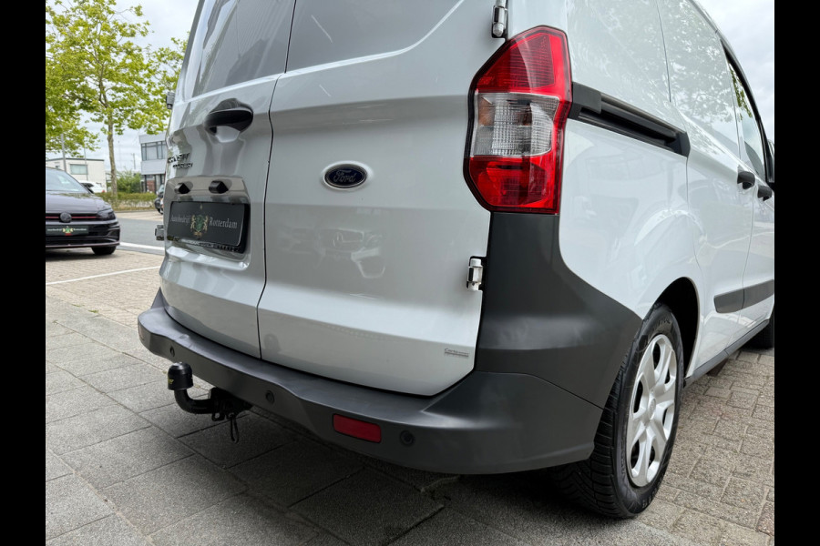 Ford Transit Courier 1.5 TDCI Trend PDC/NAVI/AIRCO/TREKHAAK
