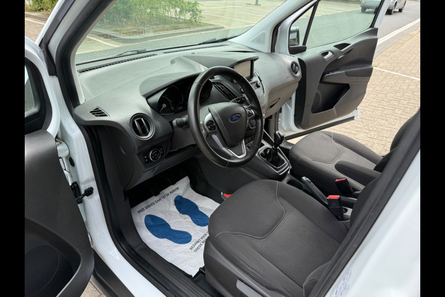 Ford Transit Courier 1.5 TDCI Trend PDC/NAVI/AIRCO/TREKHAAK