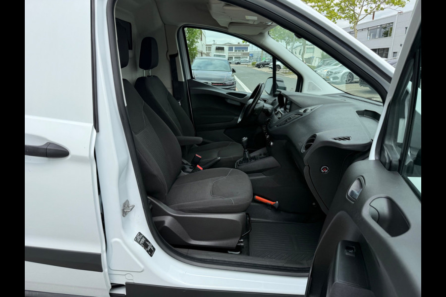 Ford Transit Courier 1.5 TDCI Trend PDC/NAVI/AIRCO/TREKHAAK