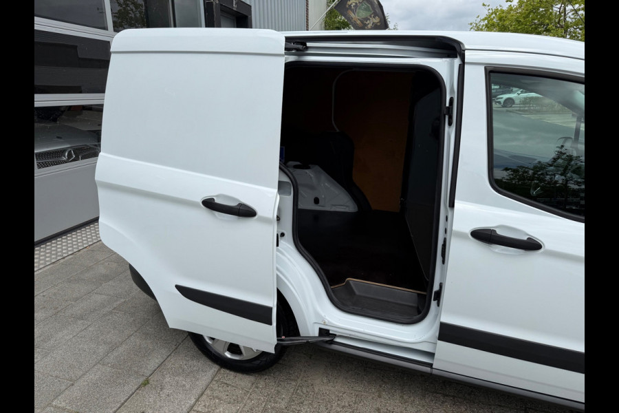 Ford Transit Courier 1.5 TDCI Trend PDC/NAVI/AIRCO/TREKHAAK