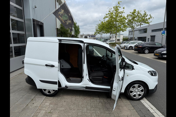 Ford Transit Courier 1.5 TDCI Trend PDC/NAVI/AIRCO/TREKHAAK