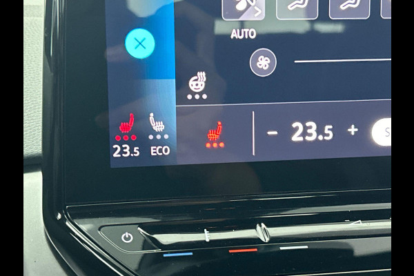 Volkswagen ID.4 Life 77 kWh Style Pack Navigatie Apple Carplay/Android Auto Adaptive Cruise Control Parkeersensoren Stoel- en stuurverwarming Full Led Climate Control Lichtmetalen velgen