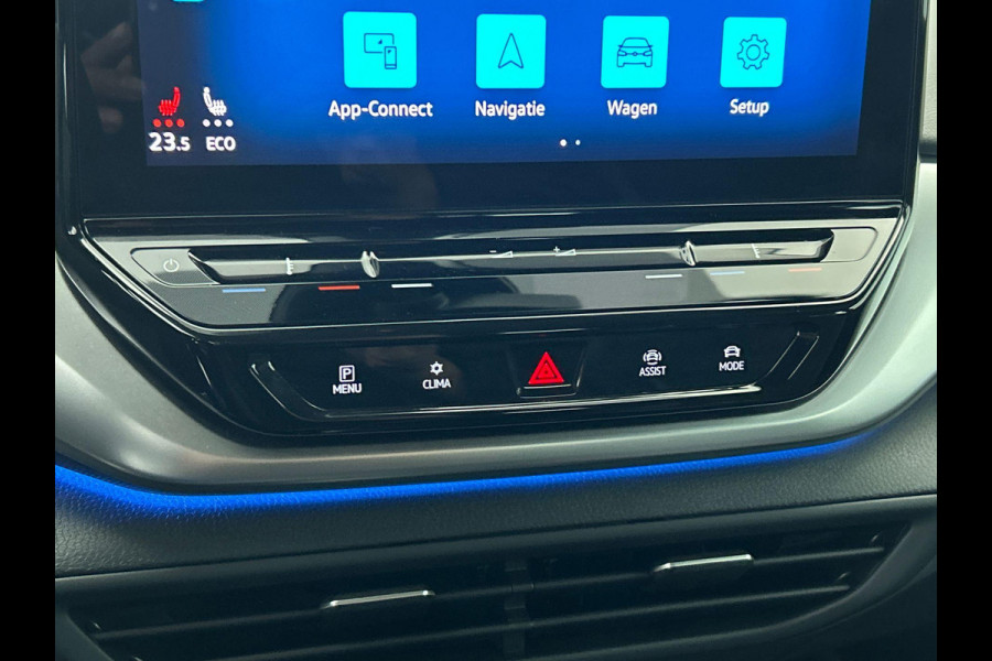 Volkswagen ID.4 Life 77 kWh Style Pack Navigatie Apple Carplay/Android Auto Adaptive Cruise Control Parkeersensoren Stoel- en stuurverwarming Full Led Climate Control Lichtmetalen velgen