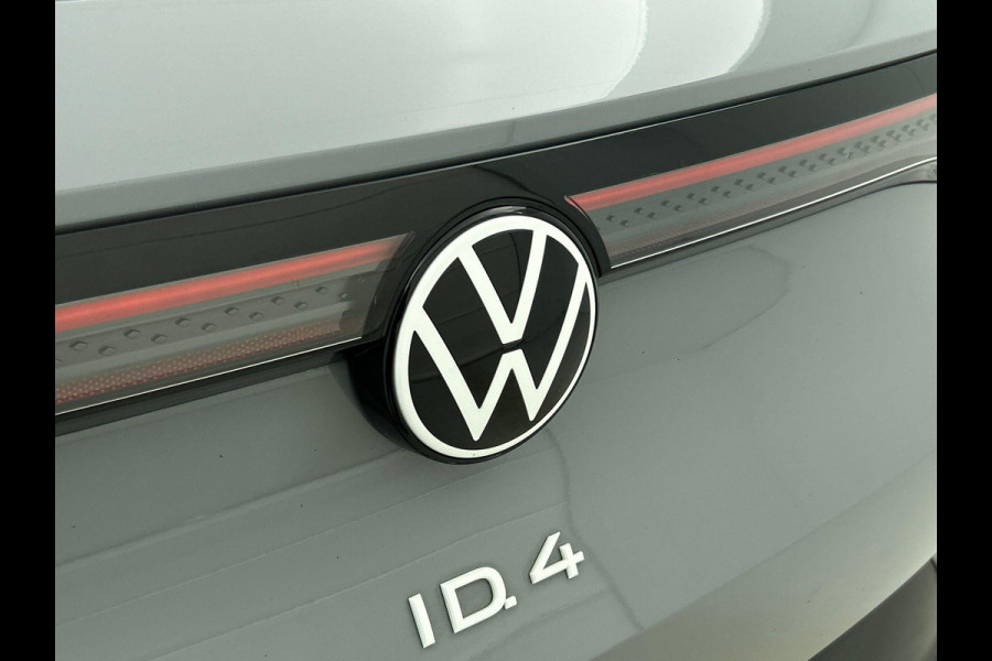 Volkswagen ID.4 Life 77 kWh Style Pack Navigatie Apple Carplay/Android Auto Adaptive Cruise Control Parkeersensoren Stoel- en stuurverwarming Full Led Climate Control Lichtmetalen velgen