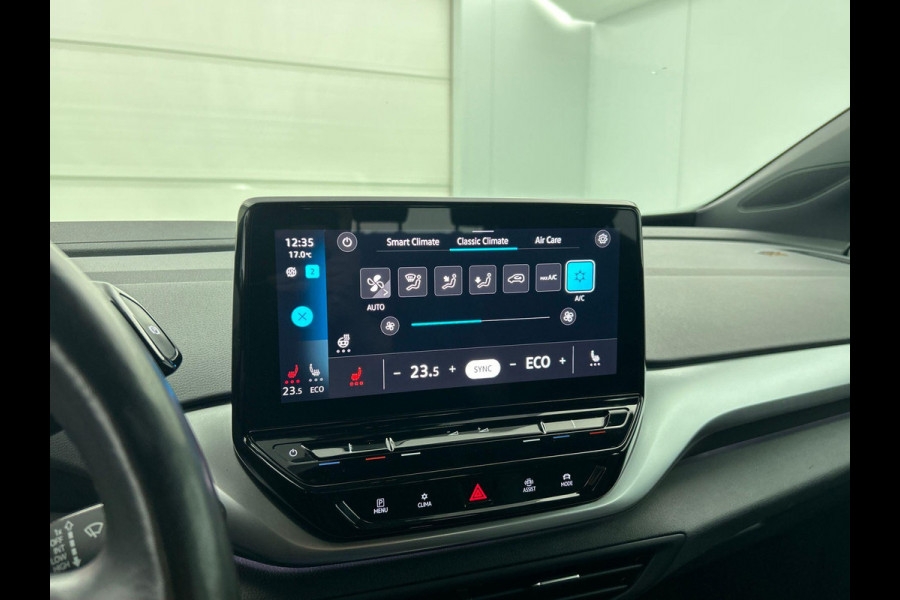 Volkswagen ID.4 Life 77 kWh Style Pack Navigatie Apple Carplay/Android Auto Adaptive Cruise Control Parkeersensoren Stoel- en stuurverwarming Full Led Climate Control Lichtmetalen velgen
