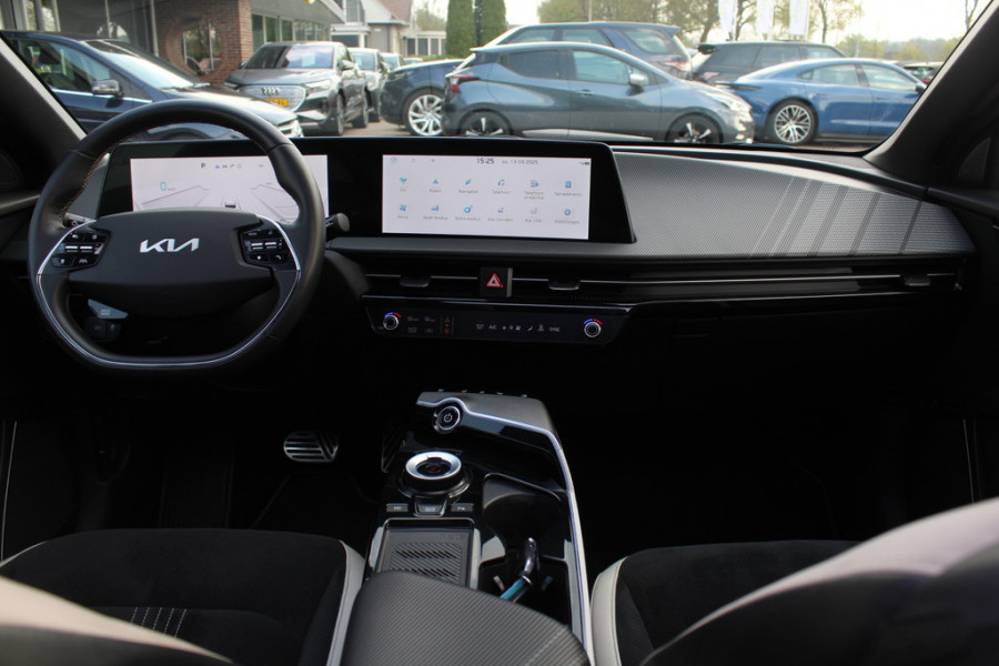 Kia Ev6 GT-Line 77.4 kWh / Full option! / Panoramadak / 360Camera / Head-up / Keyless / 19'' / Half leder / Matrix LED / DAB / ACC / Stoelverwarming V+A / Warmtepomp