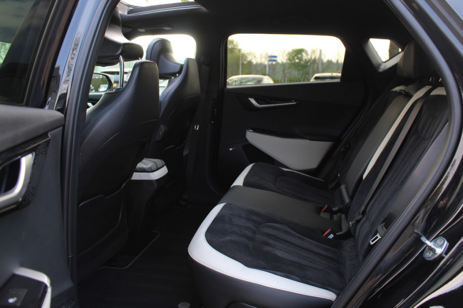 Kia Ev6 GT-Line 77.4 kWh / Full option! / Panoramadak / 360Camera / Head-up / Keyless / 19'' / Half leder / Matrix LED / DAB / ACC / Stoelverwarming V+A / Warmtepomp