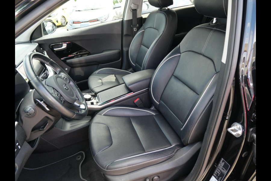 Kia e-Niro ExecutiveLine 64 kWh | Stoel Verkoeling | Schuif/Kantel dak | Elek. Stoelen |