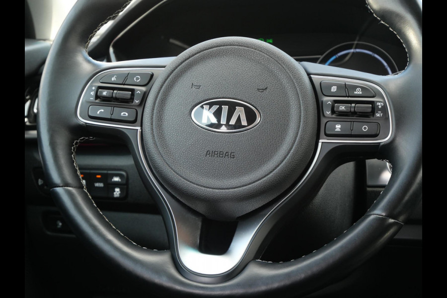 Kia e-Niro ExecutiveLine 64 kWh | Stoel Verkoeling | Schuif/Kantel dak | Elek. Stoelen |